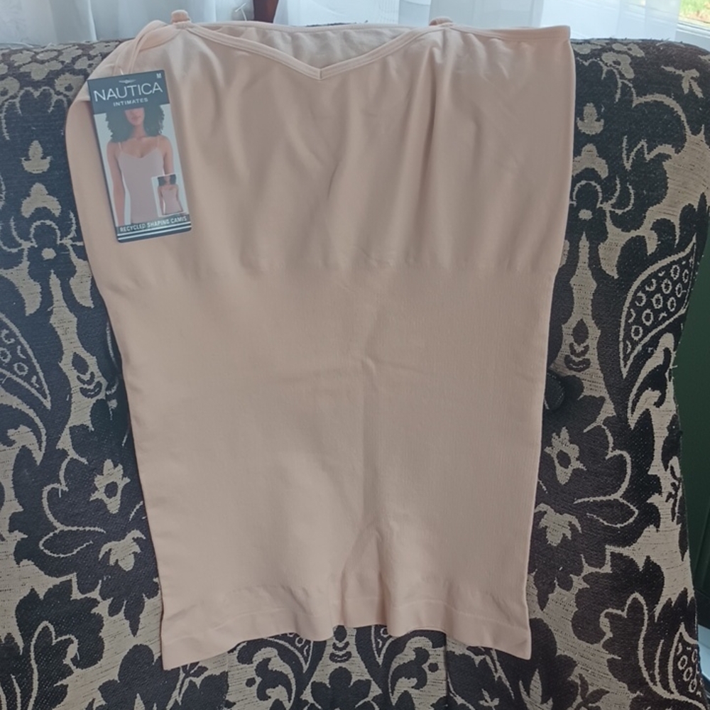 NWT Nautica Intimate Seamless Shapewear Cami Medium